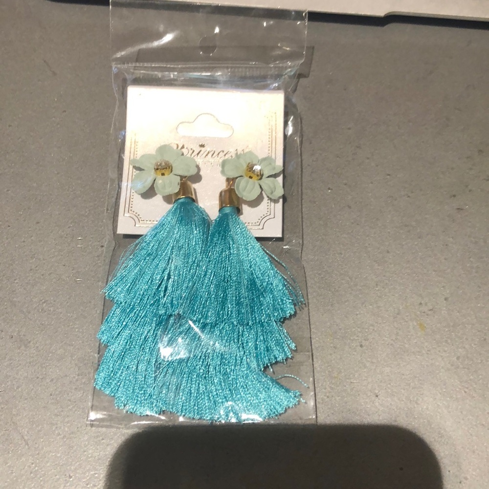 Earring